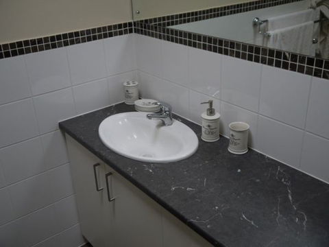 B Our Guest - Accommodation Australia 3